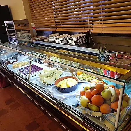 Hotel Alisa 3*
